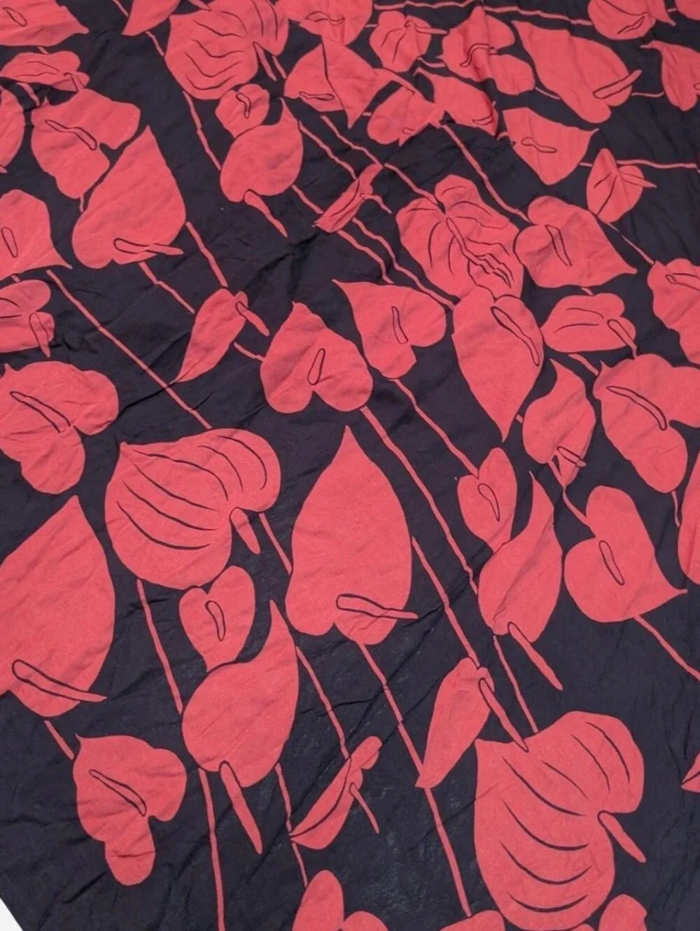 NWT New Casual Movements Hawaii pareo sarong scarf wrap Red anthurium peace lily